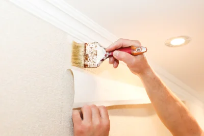 Pose de papier peint à Sainte-Cécile — revêtements muraux et toiles de verre